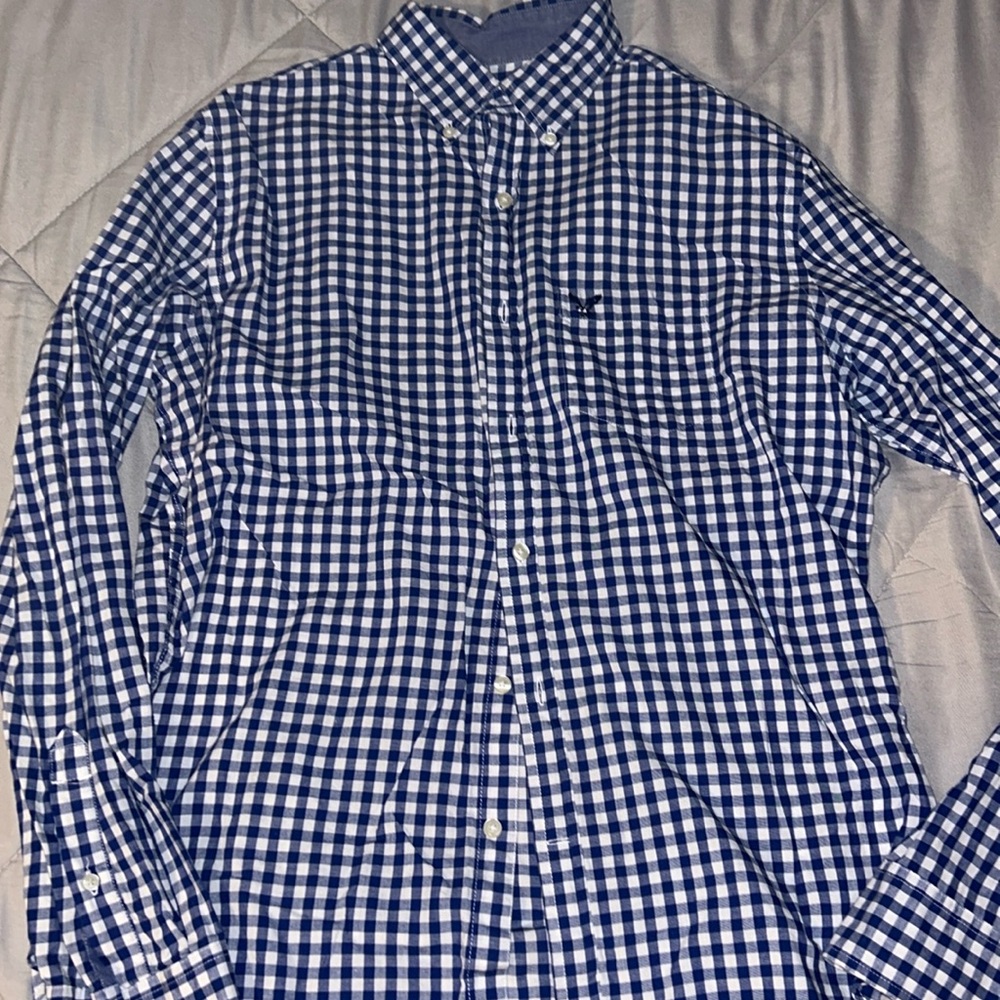 Men’s button down shirt lightly worn